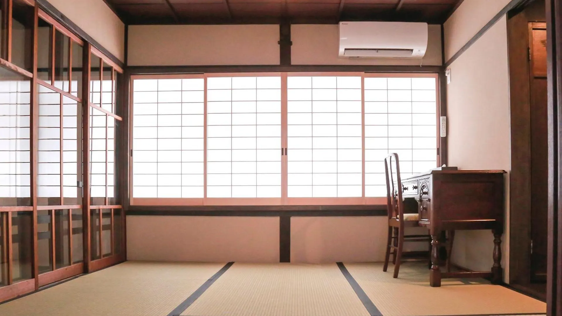 京町家お宿・花 Kioto 0*,